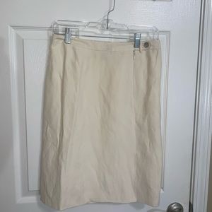 Betu Cream Skirt with Slit 4